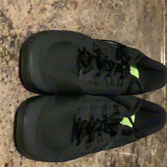 Running - Picture 2 of 5